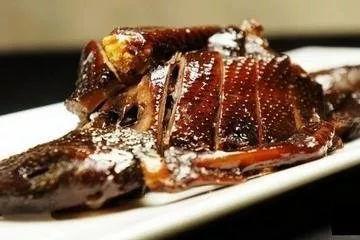 新鲜鱼头，美味与健康并存的佳肴之选