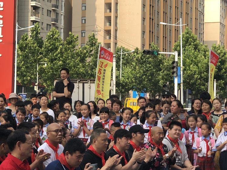 最新电影推荐，励志之光照亮自信成长之路
